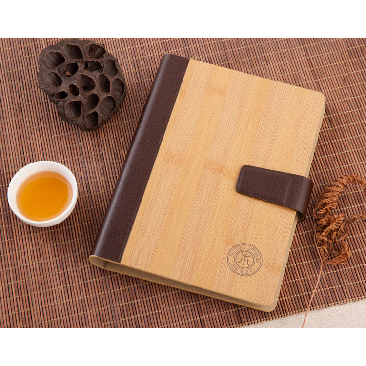 Apa keuntungan saka Bamboo Notebook?