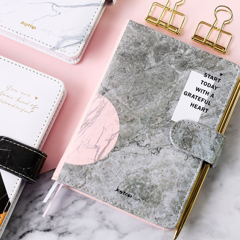 Napa notebook kertas watu sing njupuk barang ing taun 2024?